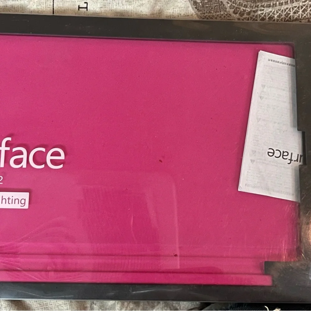 Microsoft Surface RT / 2 / Pro 1 / Pro 2 Type Cover 2 Keyboard 1561 | Pink